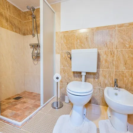 Forest View - Sauna & Nature Escape Apartamento