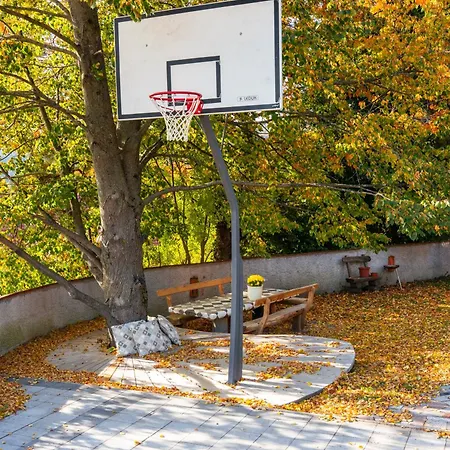 Forest View - Sauna & Nature Escape Apartment