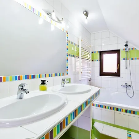 Forest View Retreat - Nature Escape Apartment Slovenska Bistrica