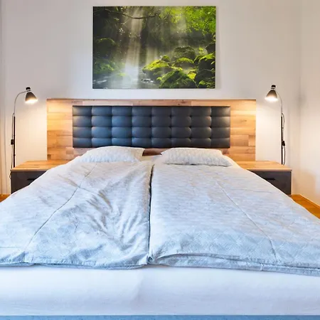 Forest View Retreat - Nature Escape Apartment *