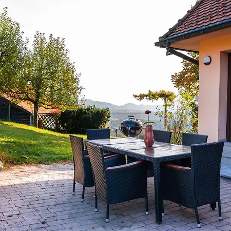 Apartment Forest View Retreat - Nature Escape *