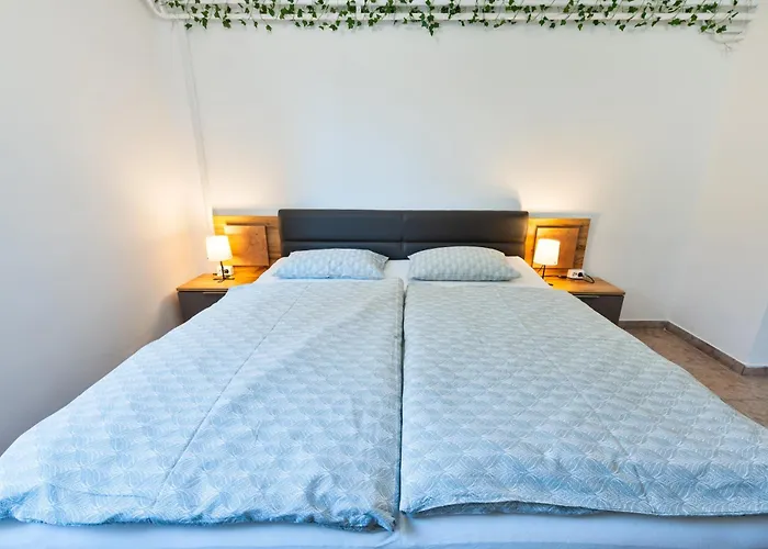 Forest View - Sauna & Nature Escape Apartment